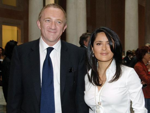 Pinault e la moglie Salma Hayek Pinault e la moglie Salma Hayek
