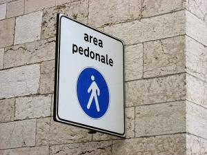 Isola pedonale Penne Isola pedonale Penne