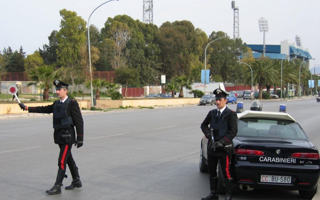 Penne, perseguita due donne arrestato 48enne