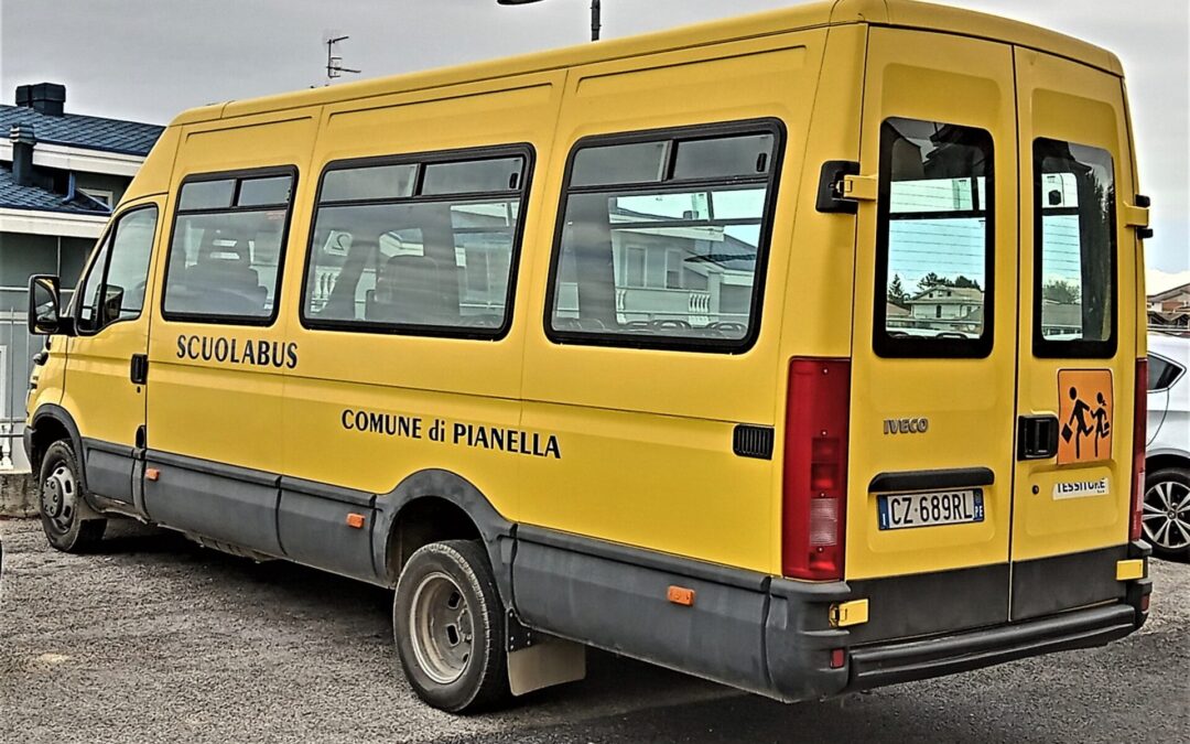 PIANELLA: FILIPPONE E DI TONTO CONTESTANO L’ESTERNALIZZAZIONE DEL SERVIZIO SCUOLABUS