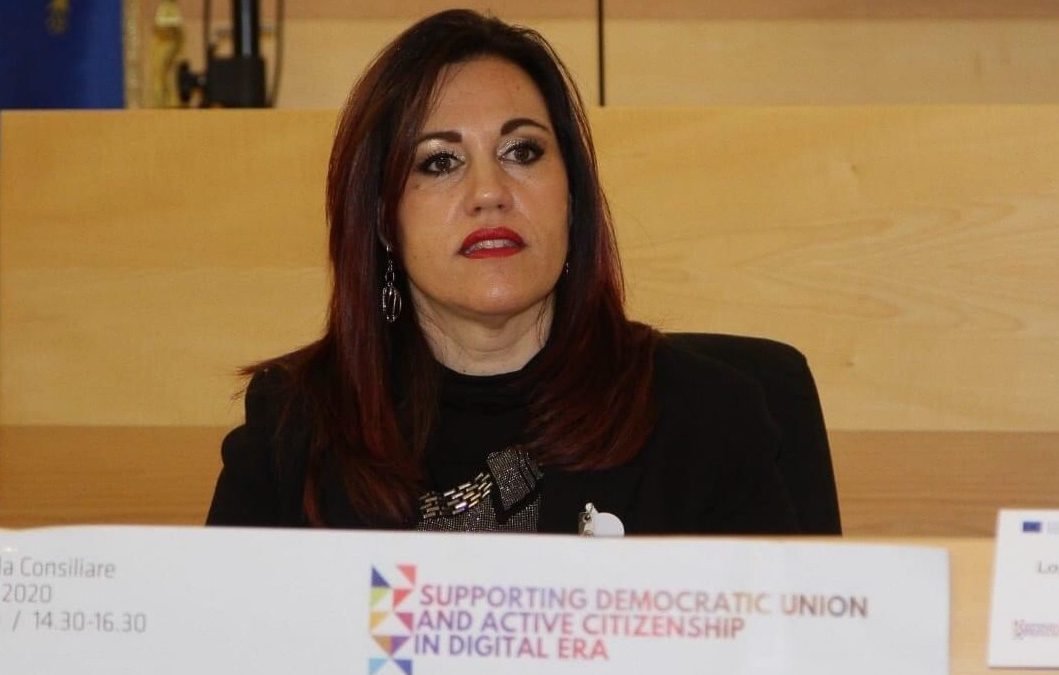 PENNE: IL DETTO E FATTO DELL’ASSESSORA DI VINCENZO  Il suo ufficio assegnatario di 24 mila euro per Il Parco del Sole