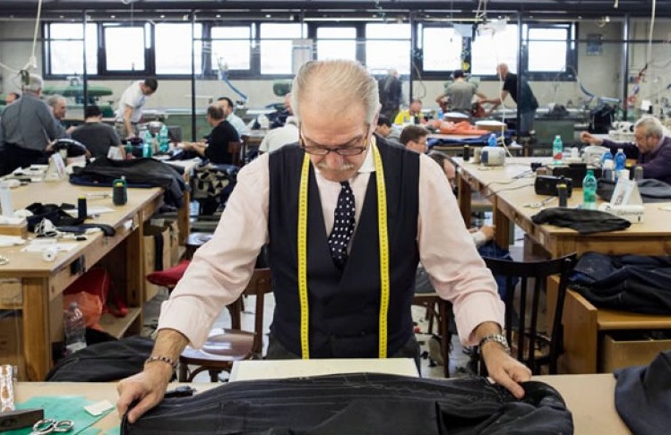 PENNE ‘CITTA’ DELLA SARTORIA ARTIGIANALE’, APPROVATA LEGGE REGIONALE  D’Addazio “Da oggi al via programmazione per valorizzare professionalità e attrarre investimenti”